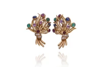 Orecchini con smeraldi, rubini, zaffiri di vari colori e diamanti - Speciale Gioielli Orecchini con smeraldi, rubini, zaffiri di vari colori e diamanti - Speciale Gioielli