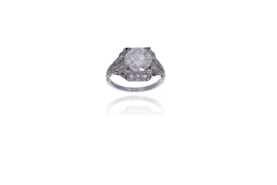 Anello con diamanti e pietre - Speciale Gioielli Anello con diamanti e pietre - Speciale Gioielli