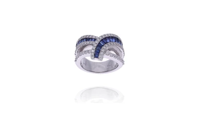 Anello con diamanti e zaffiri - Speciale Gioielli Anello con diamanti e zaffiri - Speciale Gioielli