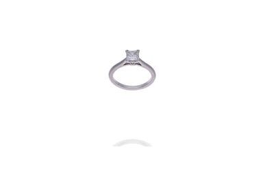 Cartier, anello con diamante - Speciale Gioielli Cartier, anello con diamante - Speciale Gioielli