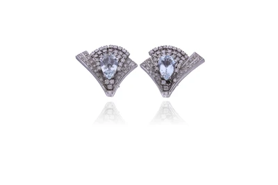 Orecchini con acquemarine e diamanti - Speciale Gioielli Orecchini con acquemarine e diamanti - Speciale Gioielli