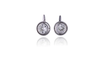 Orecchini con diamanti - Speciale Gioielli Orecchini con diamanti - Speciale Gioielli