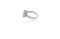 Anello con diamanti - Asta Tesori d'Autunno Anello con diamanti - Asta Tesori d'Autunno