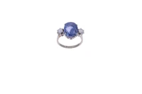 Anello con diamanti e zaffiro - Asta Tesori d'Autunno
