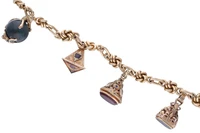 Bracciale con calcedonio, diaspro sanguigno, peridoto e pietre - Asta Tesori d'Autunno