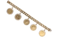 Bracciale con Cinque Sterline - Asta Tesori d'Autunno Bracciale con Cinque Sterline - Asta Tesori d'Autunno