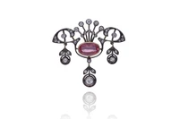 Collana con centrale con diamanti e pietra - Asta Tesori d'Autunno