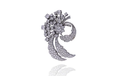 Spilla con diamanti - Asta Tesori d'Autunno Spilla con diamanti - Asta Tesori d'Autunno