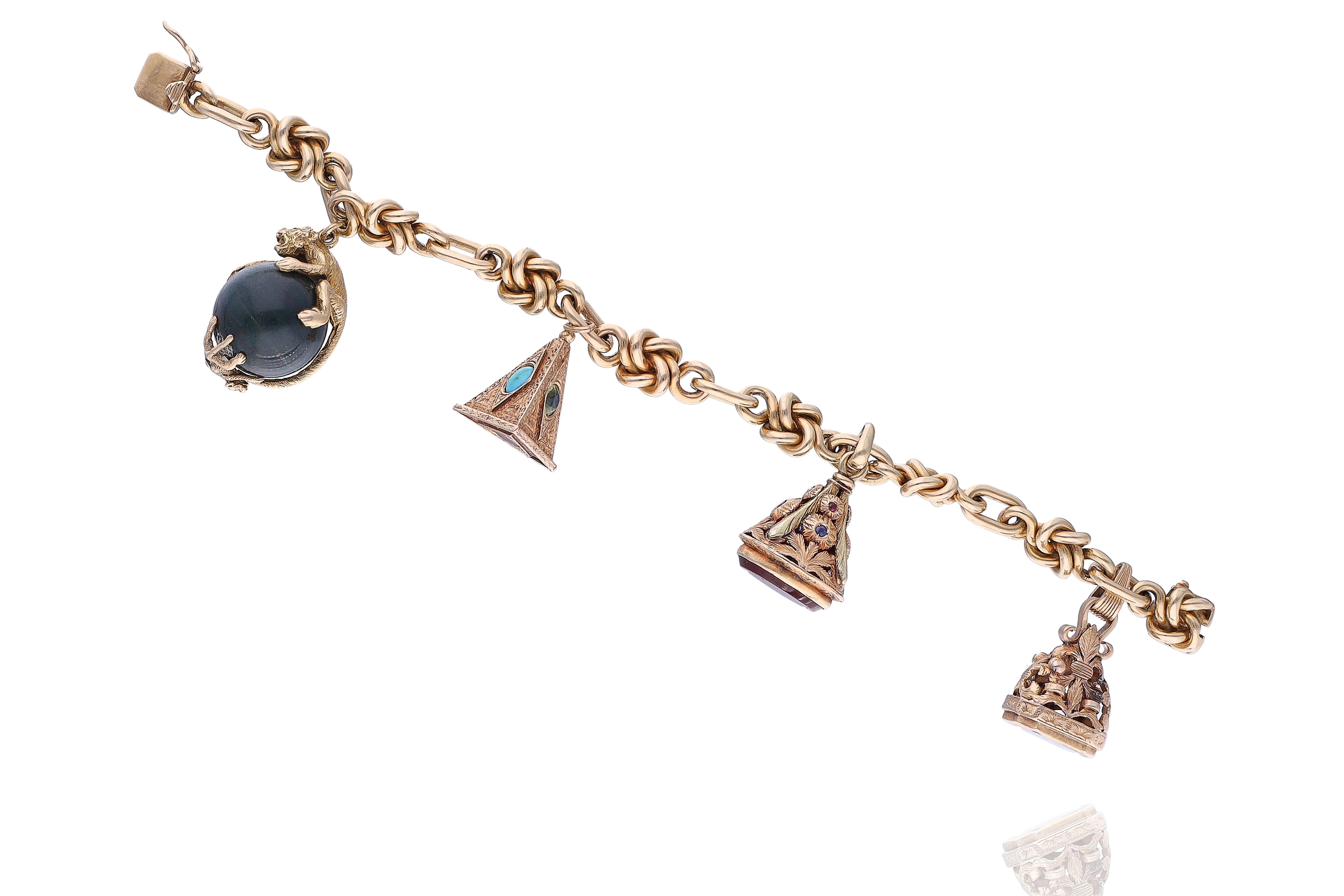 Bracciale con calcedonio, diaspro sanguigno, peridoto e pietre - Asta Tesori d'Autunno