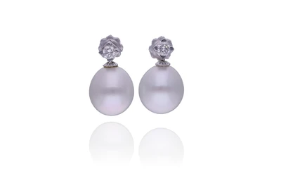 Orecchini con diamanti e perle Mari del Sud - Asta Speciale Gioielli