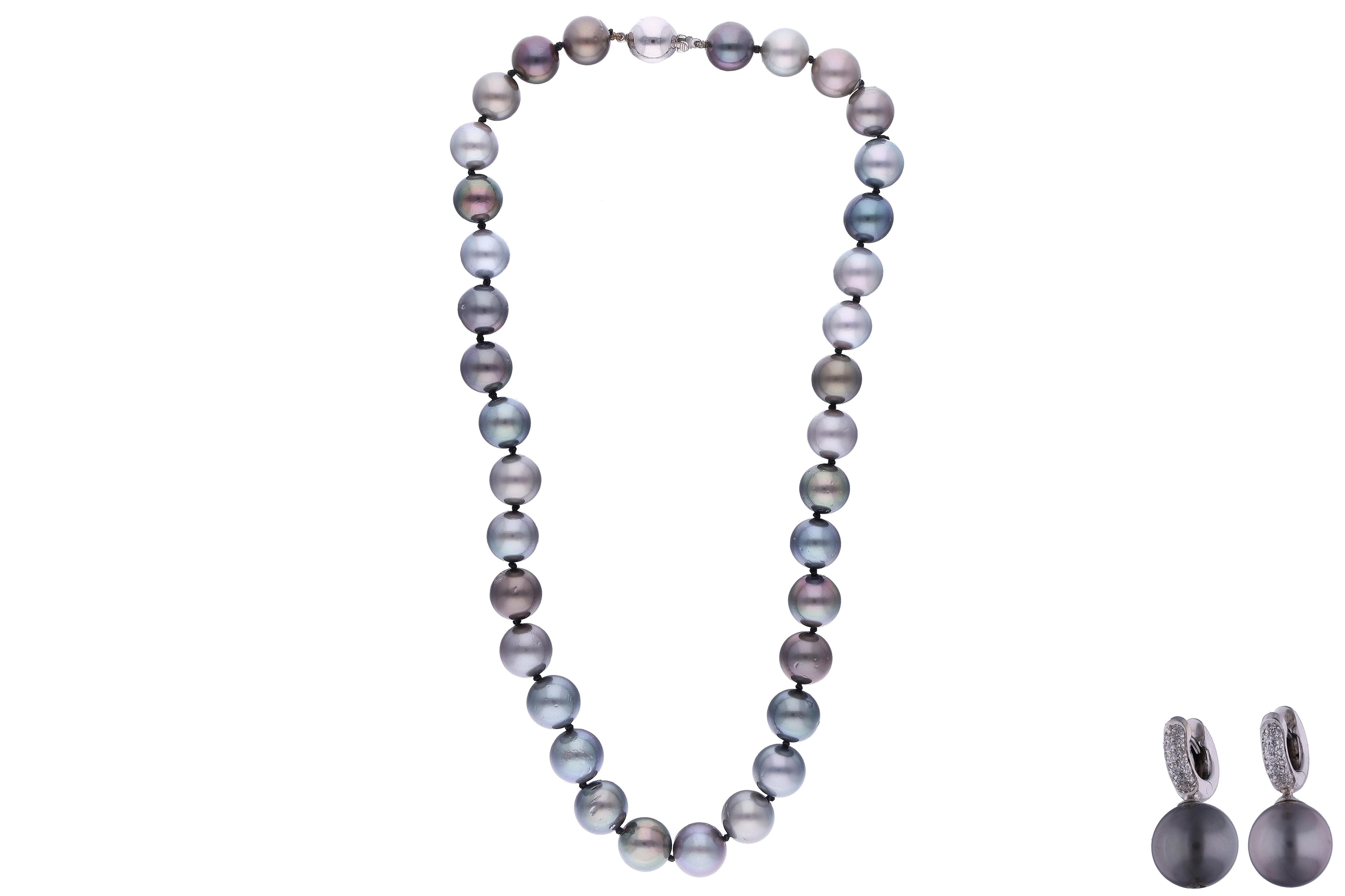 Collana ed orecchini con perle coltivate e diamanti - Asta Speciale Gioielli