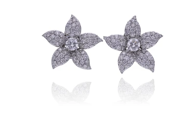 Orecchini con diamanti - Asta Speciale San Valentino