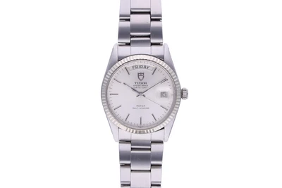 Tudor Date-Day - Asta Speciale San Valentino Tudor Date-Day - Asta Speciale San Valentino