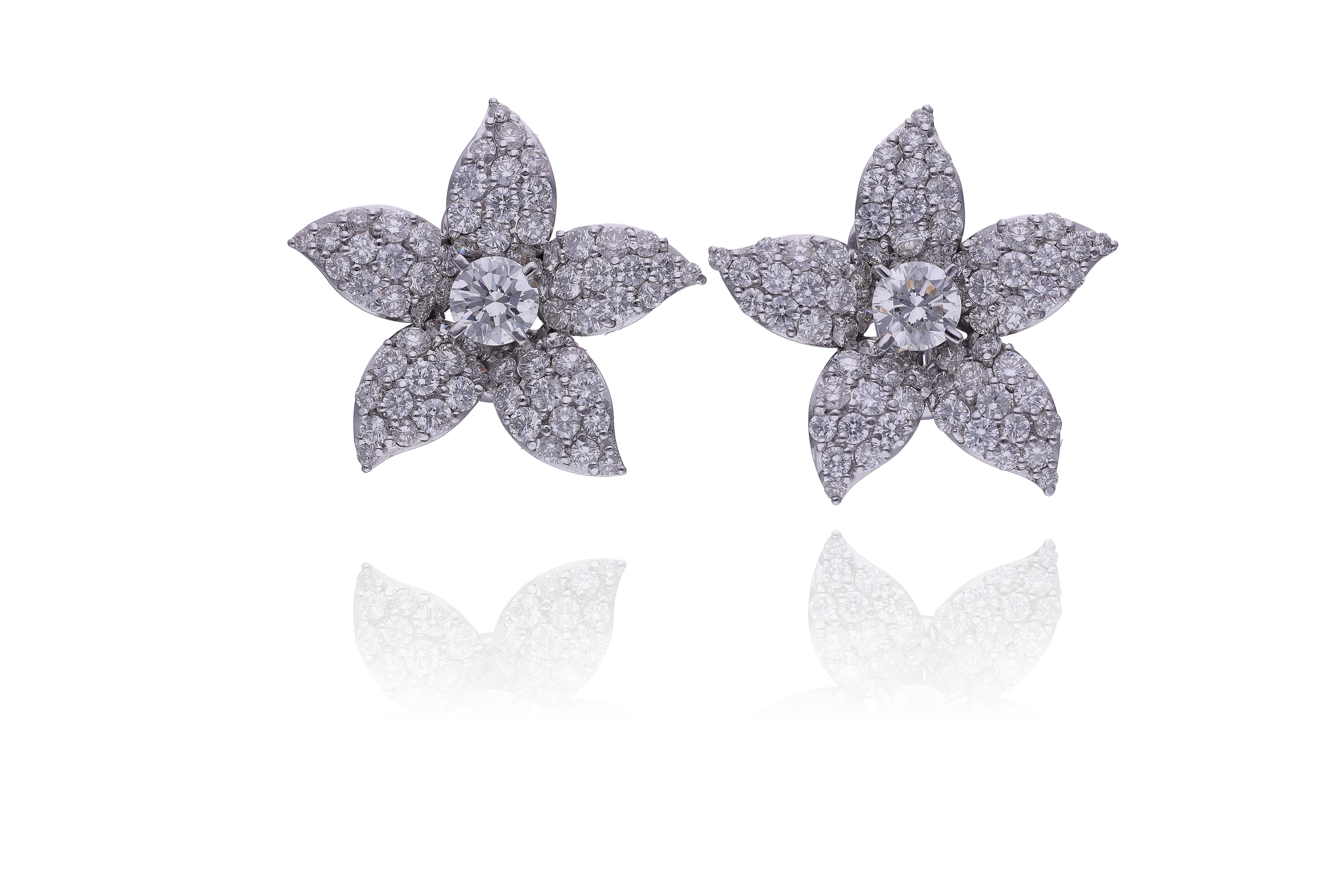 Orecchini con diamanti - Asta Speciale San Valentino