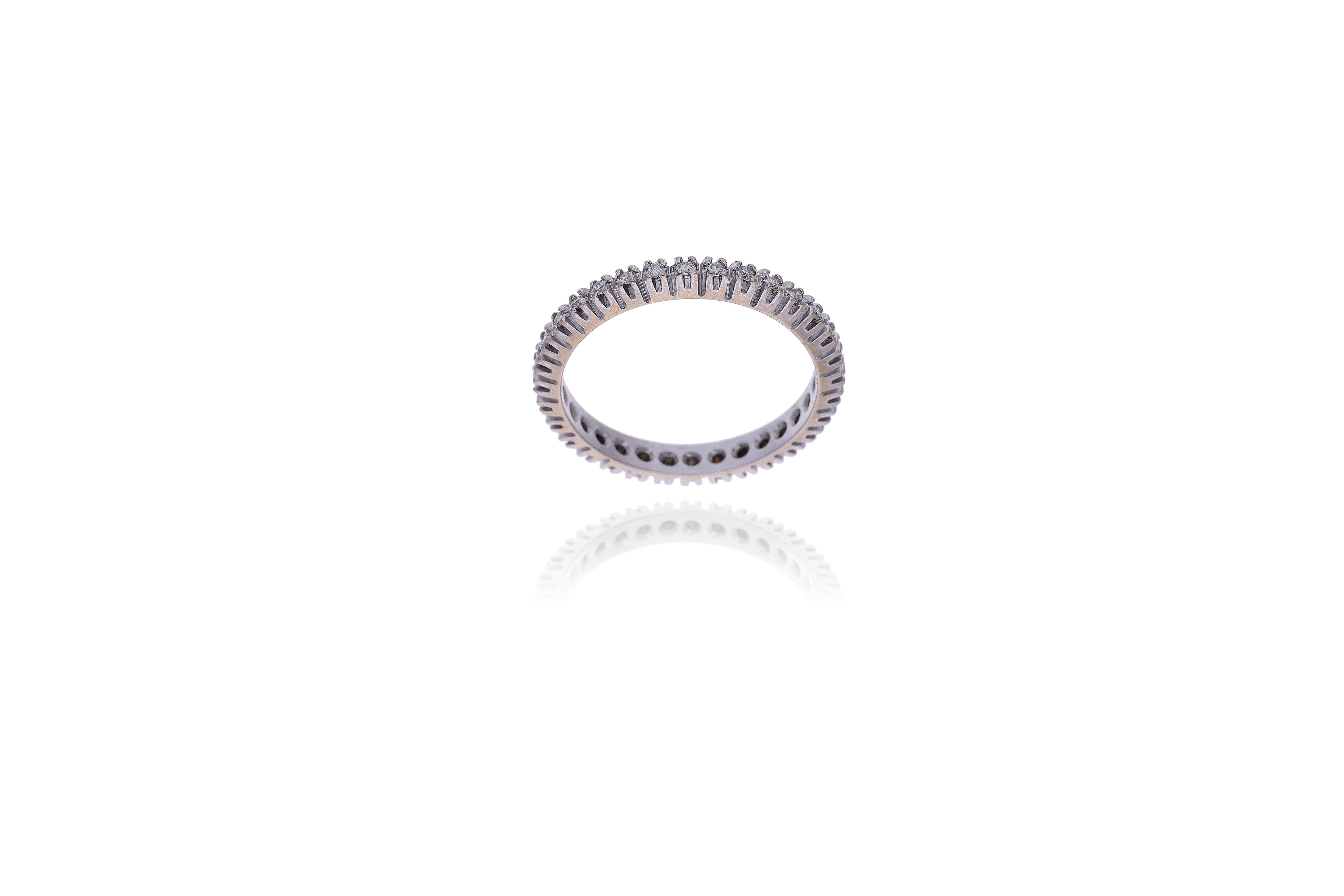 Anello con diamanti - Asta Young