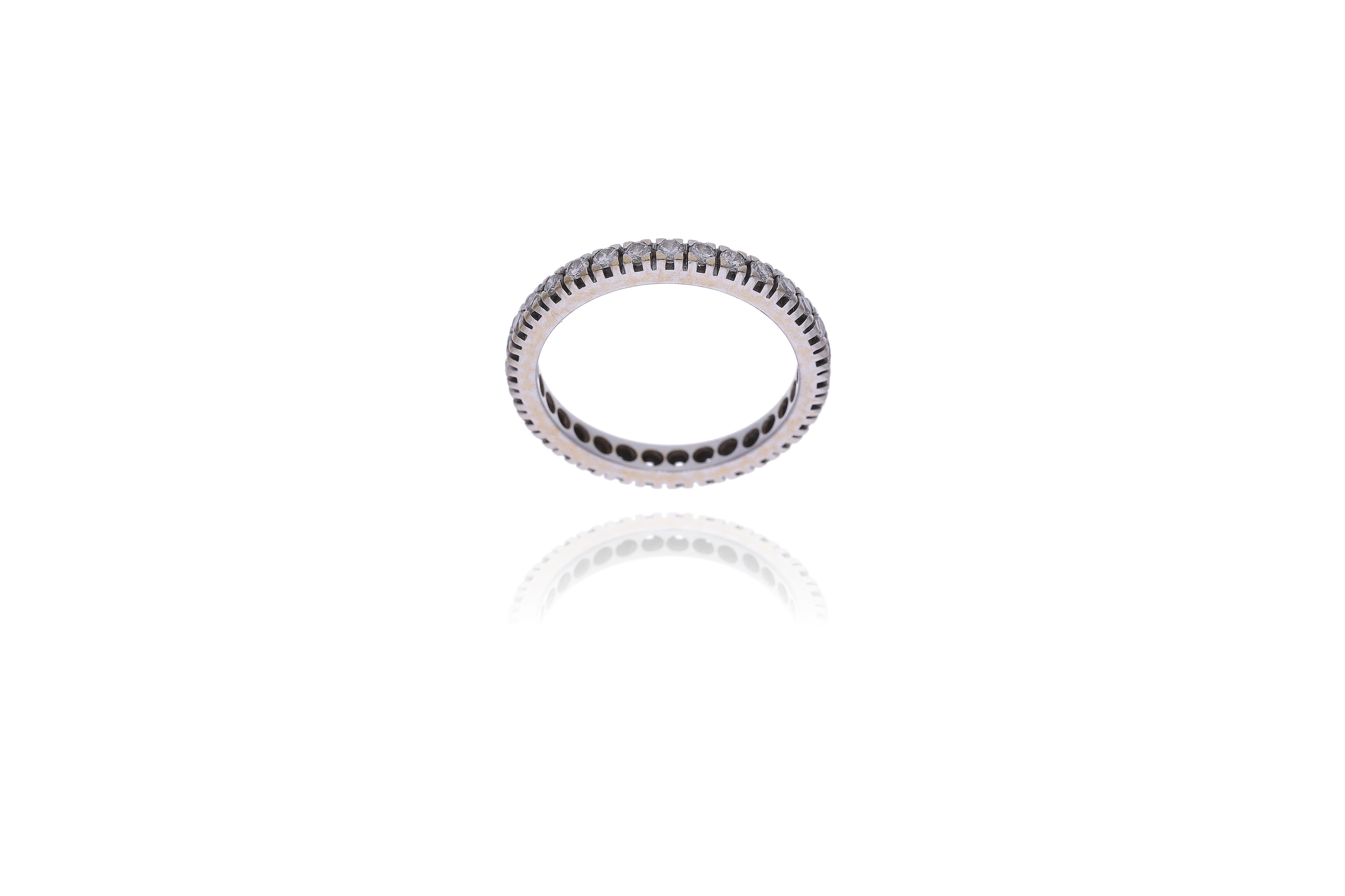 Anello con diamanti - Asta Young