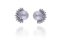 Orecchini con perle Mari del Sud e diamanti - Tesori di Pasqua Orecchini con perle Mari del Sud e diamanti - Tesori di Pasqua