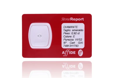 Diamante taglio smeraldo ct 0,92 - Tesori di Pasqua