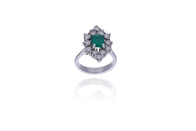 Anello con smeraldo e diamanti - Promesse Preziose