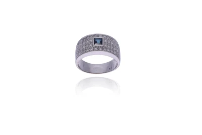Anello con zaffiro e diamanti - Promesse Preziose