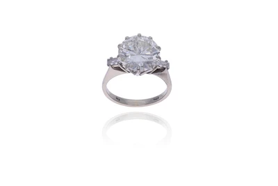 Anello con diamanti - Asta Speciale Gioielli