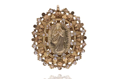 Ciondolo con microperle - Asta Speciale Gioielli