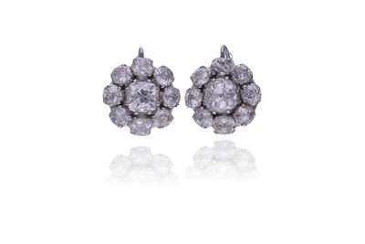 Orecchini con diamanti - Asta Speciale Gioielli