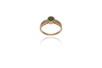 Anello con smeraldo e diamanti - Preziosi - Asta Conto Vendita