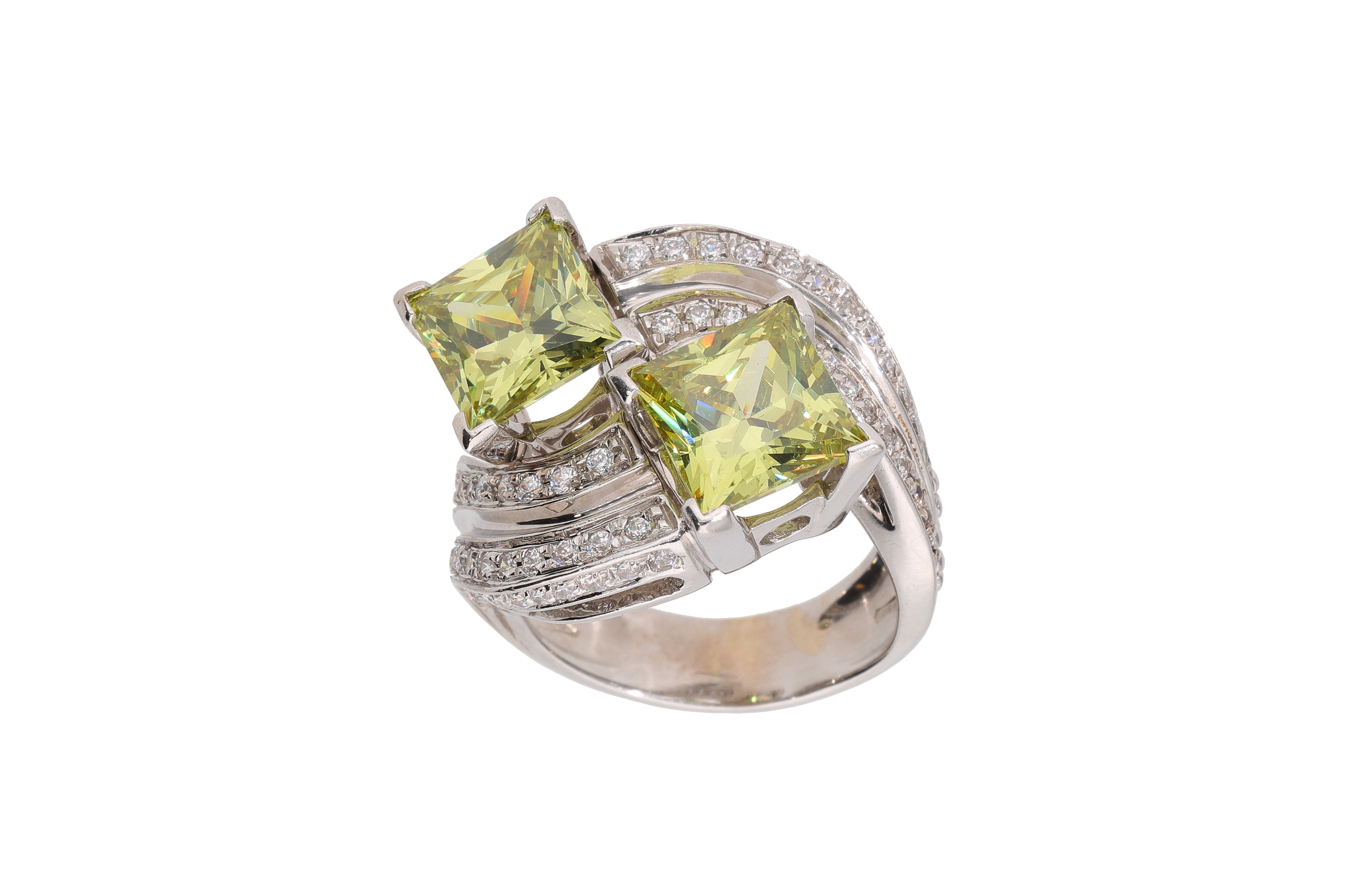Anello con pietre - Asta Preziosi