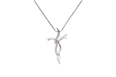 Collana e pendente a forma di croce con diamanti - Asta Preziosi Collana e pendente a forma di croce con diamanti - Asta Preziosi