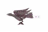 Spilla con diamanti rubini e pietre a forma di aquila - Asta Preziosi Spilla con diamanti rubini e pietre a forma di aquila - Asta Preziosi