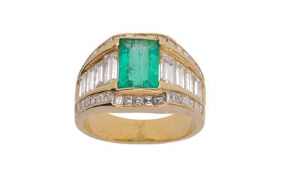 Anello con smeraldo e diamanti - Asta Preziosi