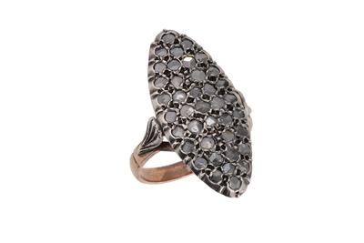 Anello a spoletta con pave' di diamanti - Asta Preziosi Anello a spoletta con pave' di diamanti - Asta Preziosi