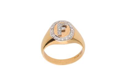 Anello chevalier con lettera F con diamanti - Asta Preziosi Anello chevalier con lettera F con diamanti - Asta Preziosi