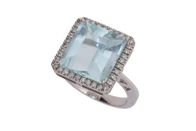 Anello con diamanti e acquamarina - Asta Preziosi
