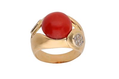 Anello con diamanti e corallo - Asta Preziosi Anello con diamanti e corallo - Asta Preziosi