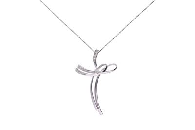 Collana con pendete a forma di croce con diamanti - Asta Preziosi Collana con pendete a forma di croce con diamanti - Asta Preziosi