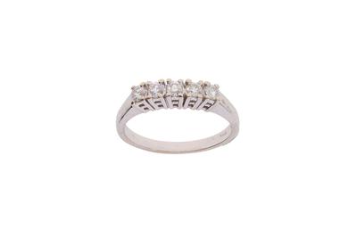 Anello con diamanti - Asta Preziosi Anello con diamanti - Asta Preziosi