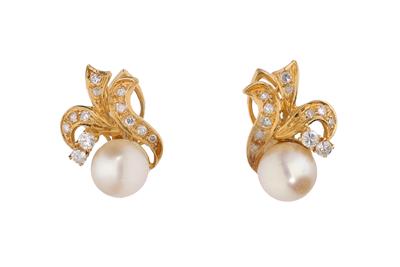 Orecchini con diamanti e perle coltivate - Asta Preziosi Orecchini con diamanti e perle coltivate - Asta Preziosi