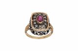 Anello in stile antico con rubino e diamanti - Asta Preziosi Anello in stile antico con rubino e diamanti - Asta Preziosi