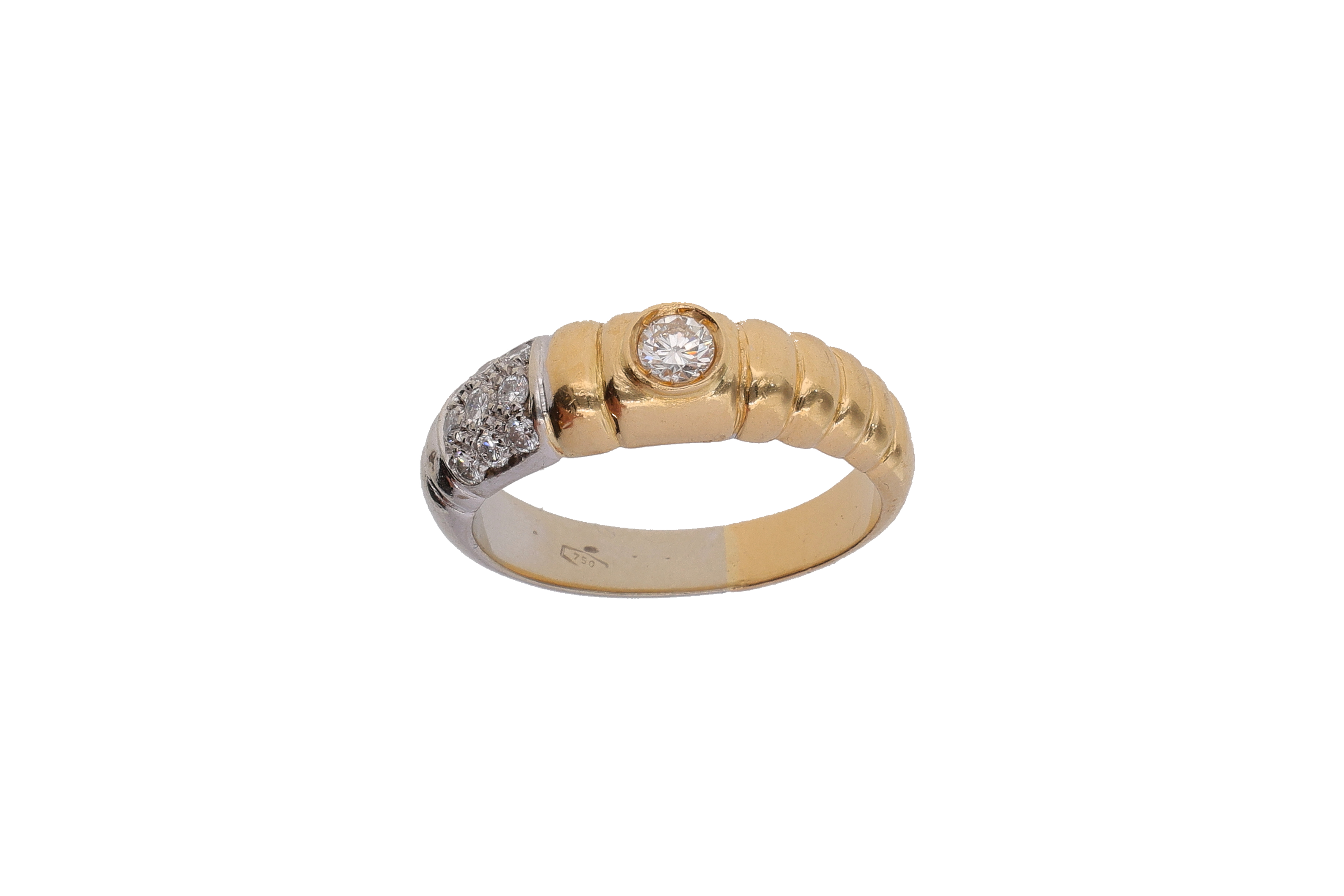 Anello con diamanti - Asta Preziosi