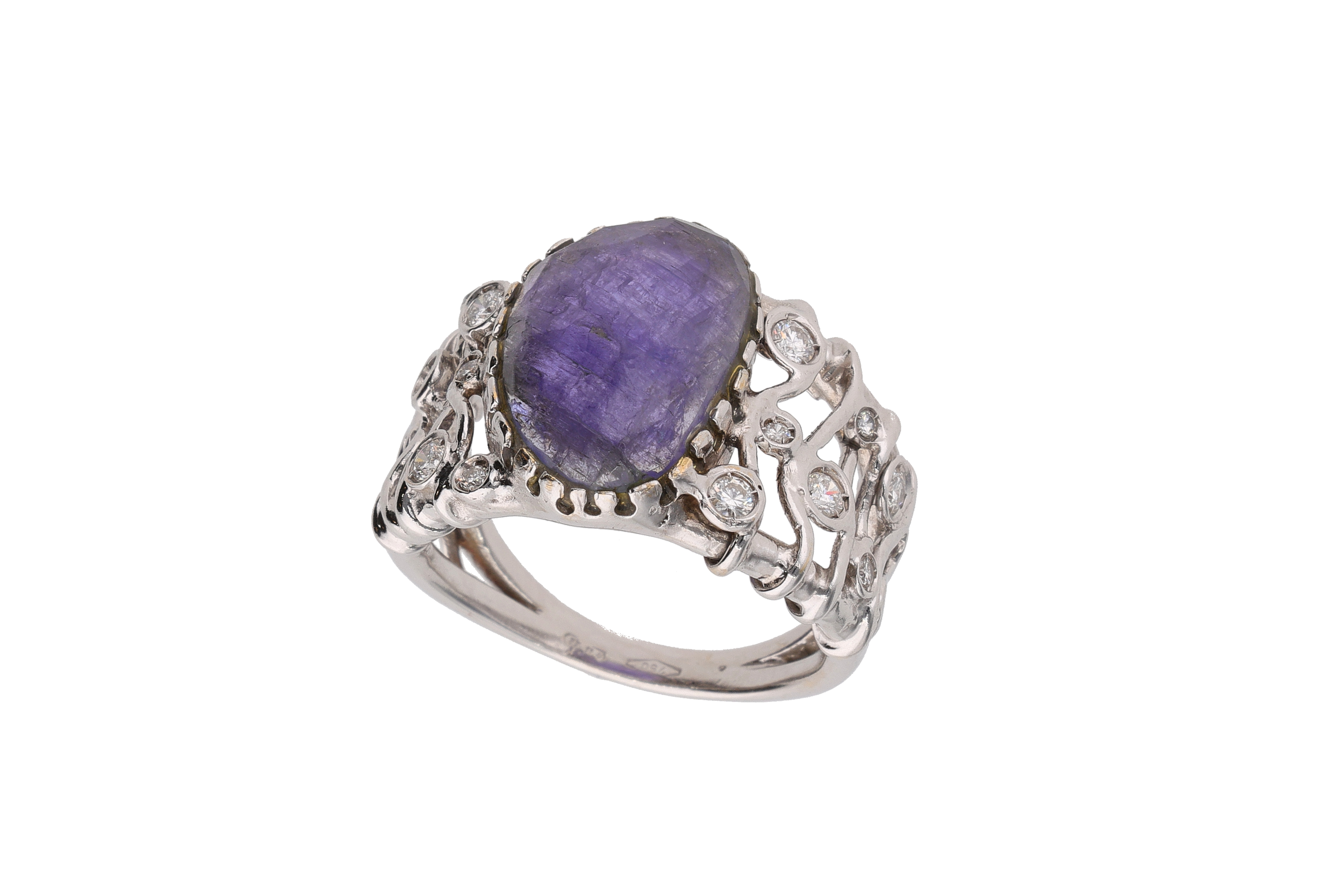 Anello con diamanti e pietra - Asta Preziosi