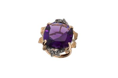 Anello con diamanti e pietra viola - Asta Preziosi Anello con diamanti e pietra viola - Asta Preziosi