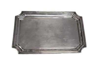 Vassoio in argento 800 - Asta Preziosi Vassoio in argento 800 - Asta Preziosi