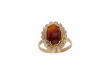 Anello con pietra e perline - Asta Preziosi Anello con pietra e perline - Asta Preziosi