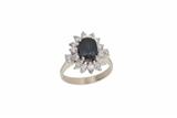 Anello con diamanti e zaffiro - Asta Preziosi Anello con diamanti e zaffiro - Asta Preziosi