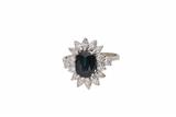 Anello con diamanti e zaffiro - Asta Preziosi Anello con diamanti e zaffiro - Asta Preziosi