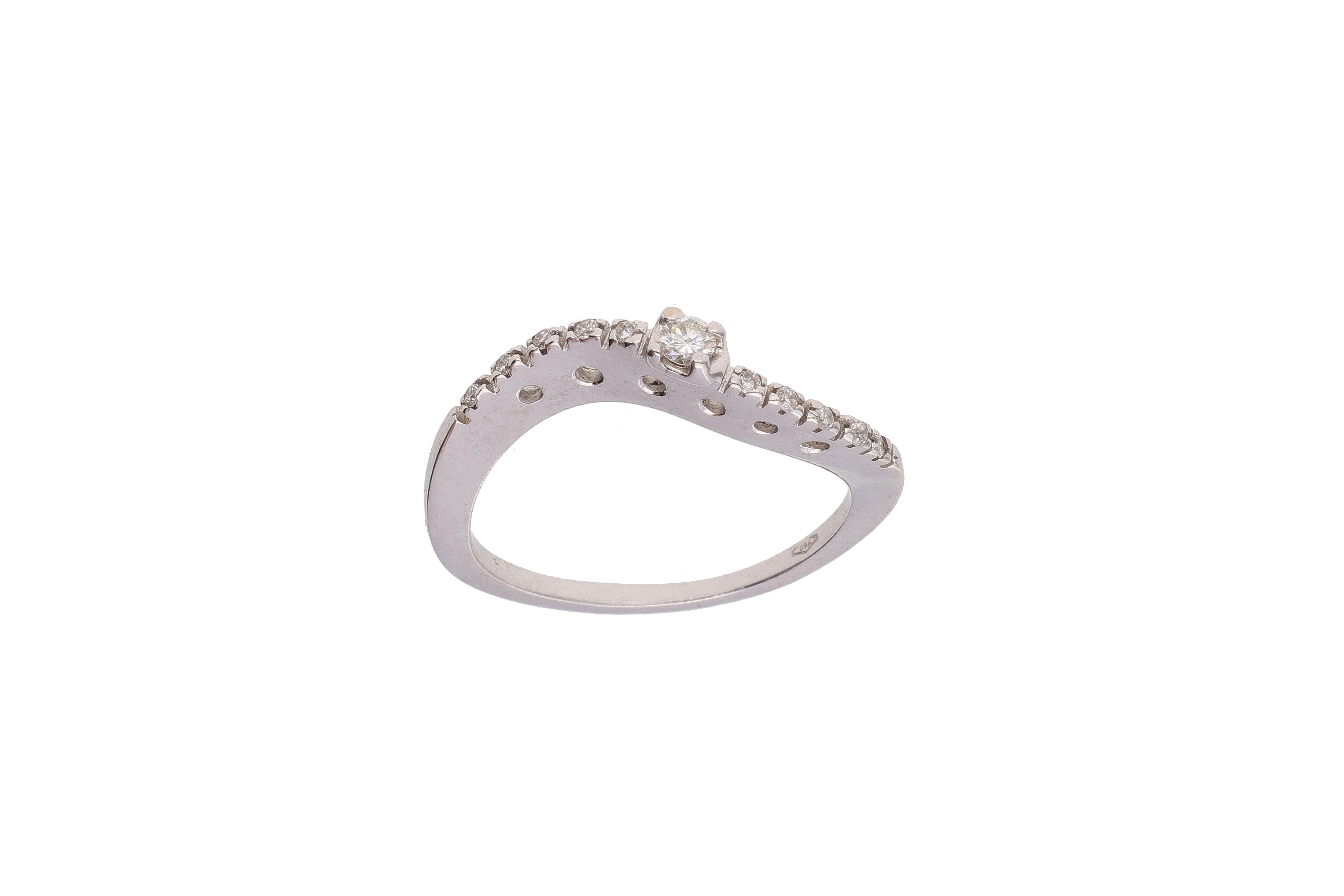Anello con diamanti - Asta Preziosi