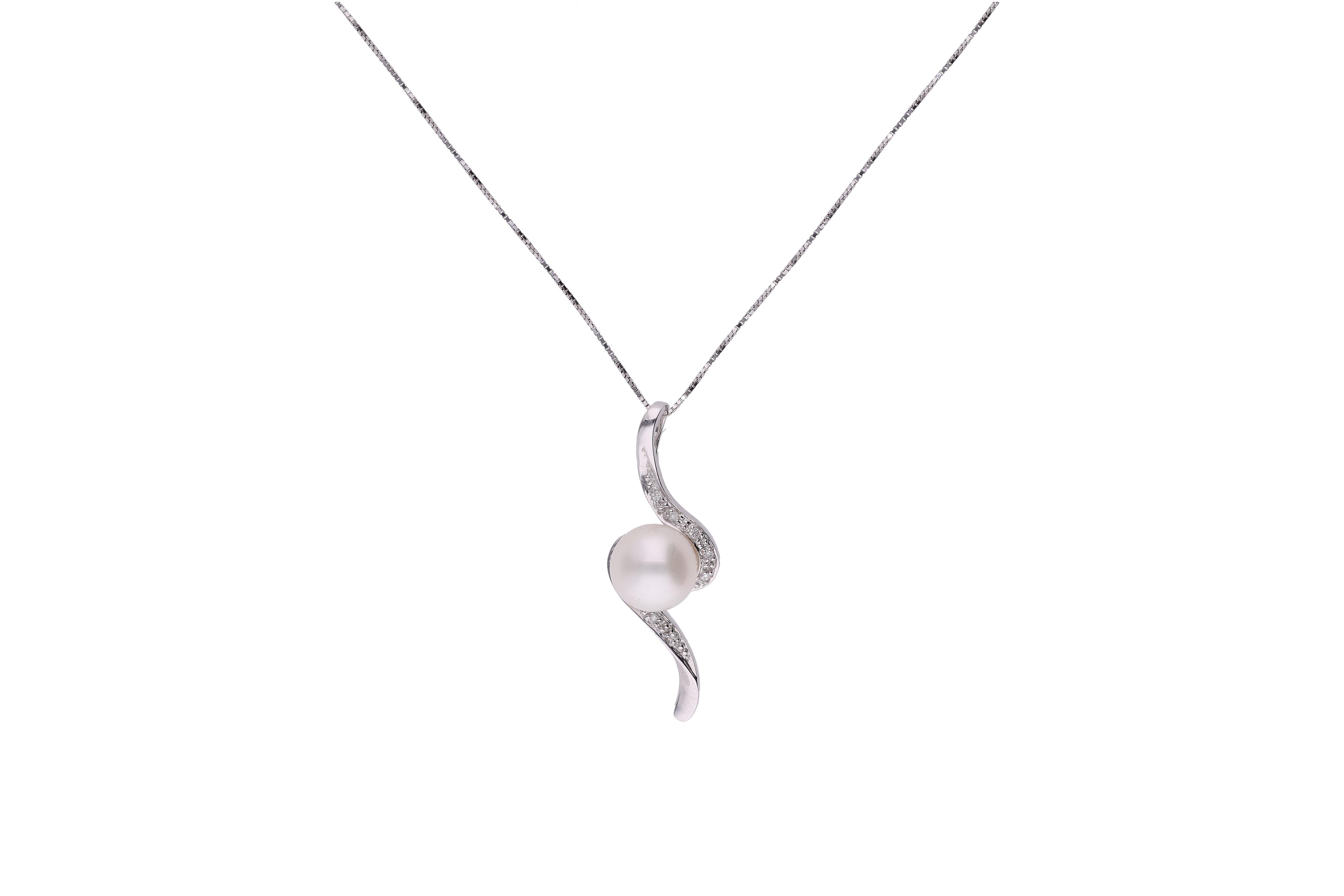 Collana e pendente con diamanti e perla coltivata - Asta Preziosi