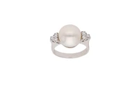 Anello con diamanti e perla coltivata - Asta Preziosi Anello con diamanti e perla coltivata - Asta Preziosi